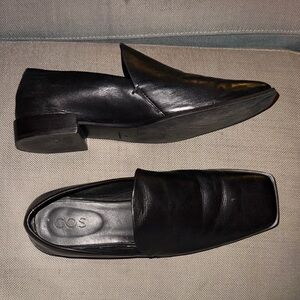 COS Woman Sleek Black Slip-On Loafers in Size EU41